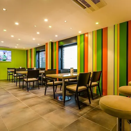 Otel Metropolis