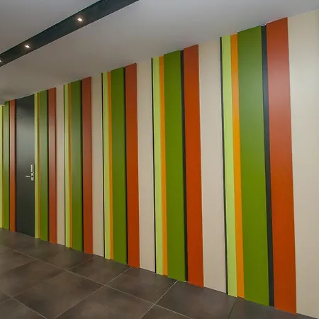 Otel Metropolis 4*
