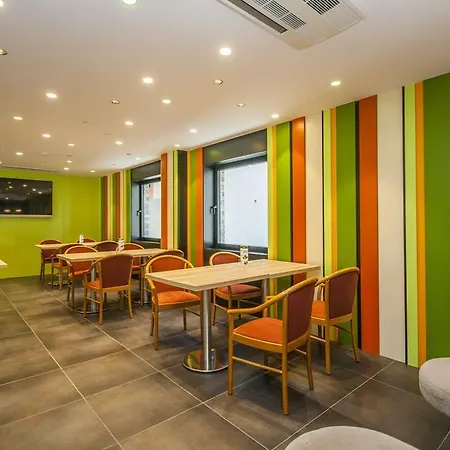 Metropolis 4* Andorra la Vella