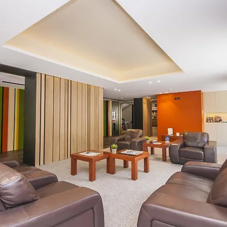 Otel Metropolis 4*