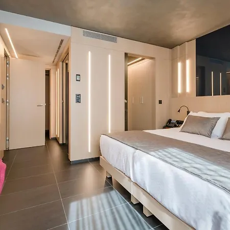 Otel Metropolis