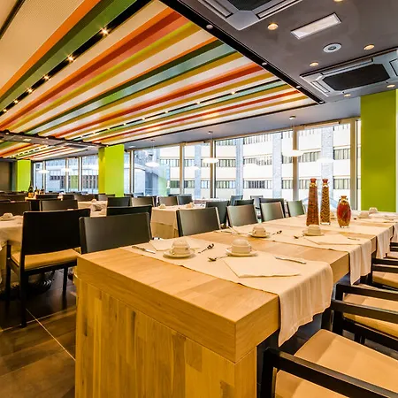 Metropolis 4*